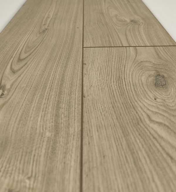 Ламинат Swiss Krono Комплимент D50567 Лейнстоун