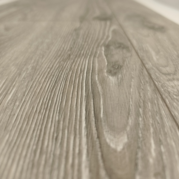 Ламинат Kronotex Residence Дуб горный серебристый ML1013